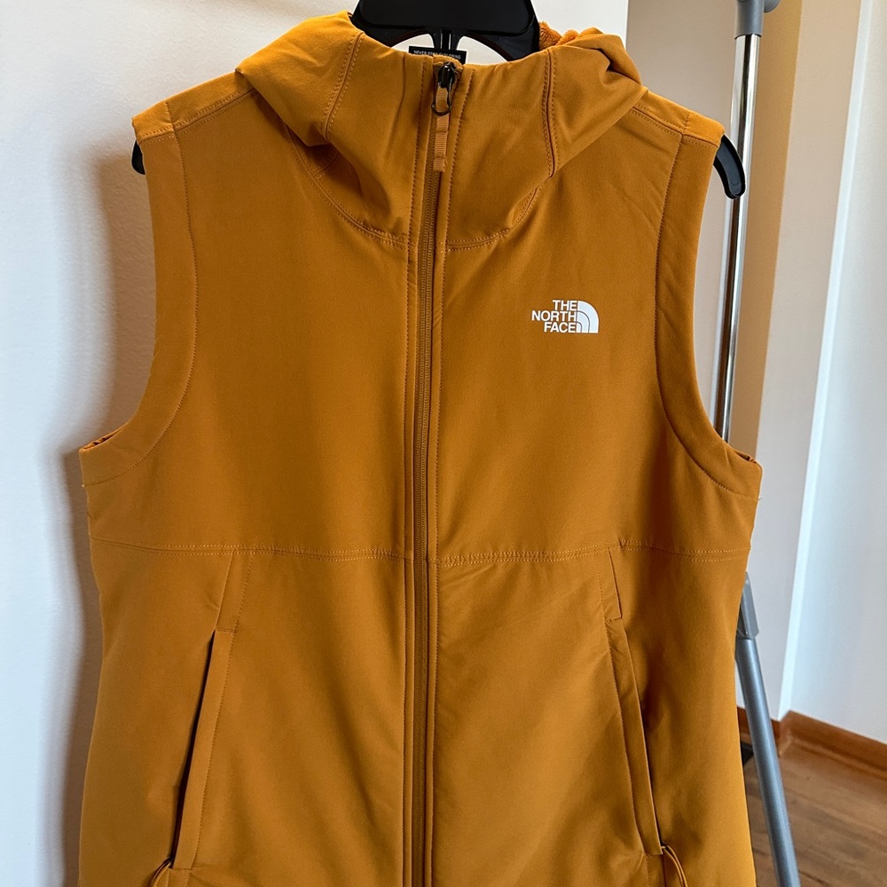 The North Face Shelbe Hooded Winter Vest